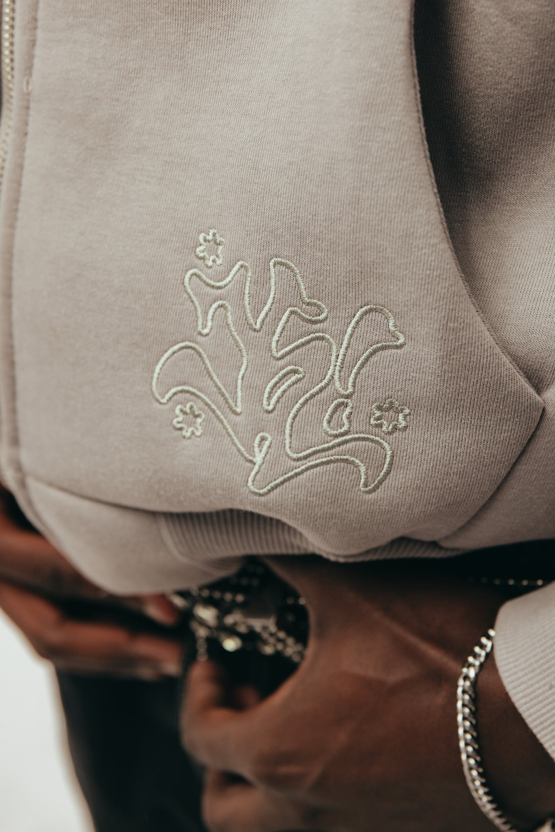 TBP ZIP HOODIE - STONE GREY