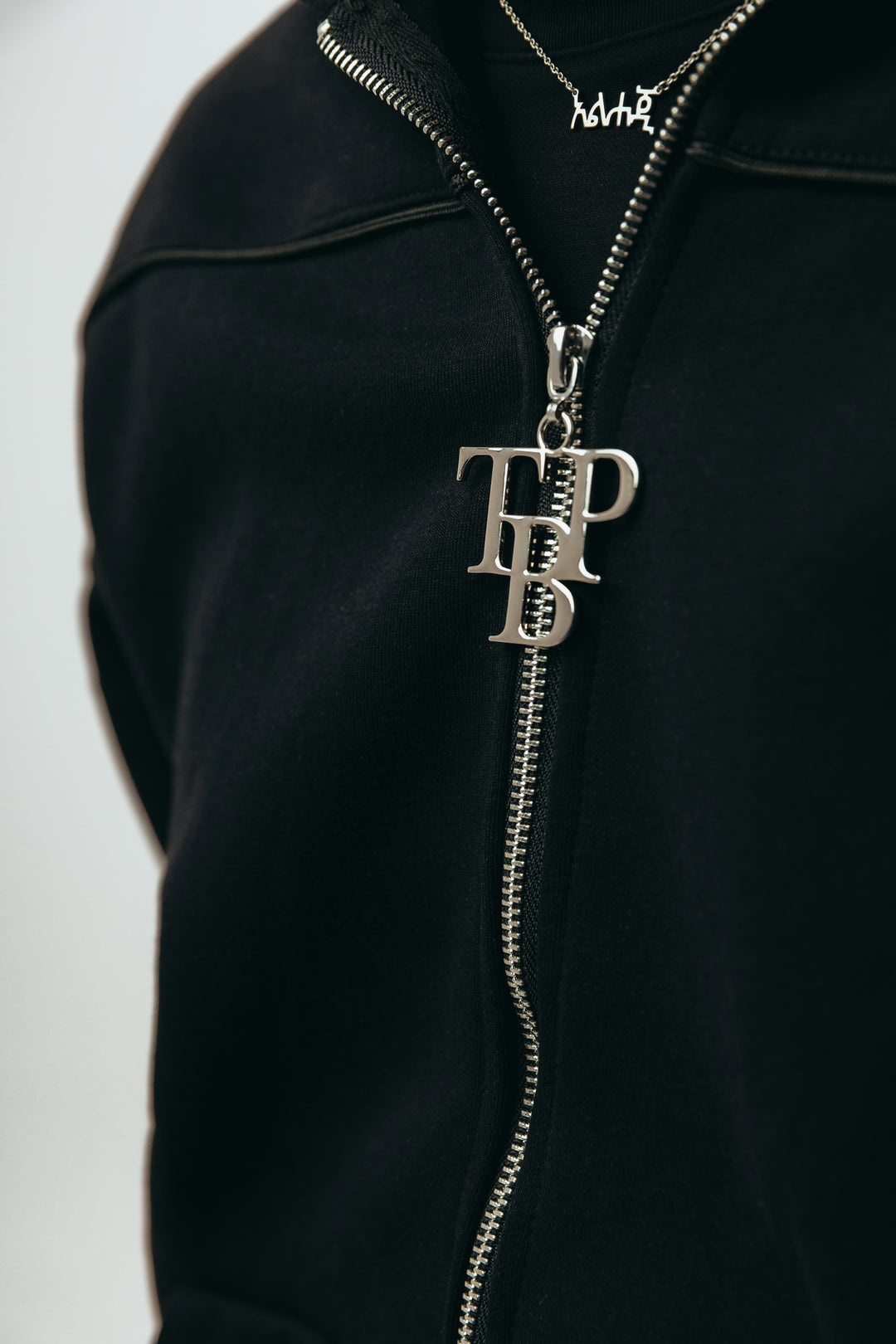 TBP ZIP HOODIE - BLACK
